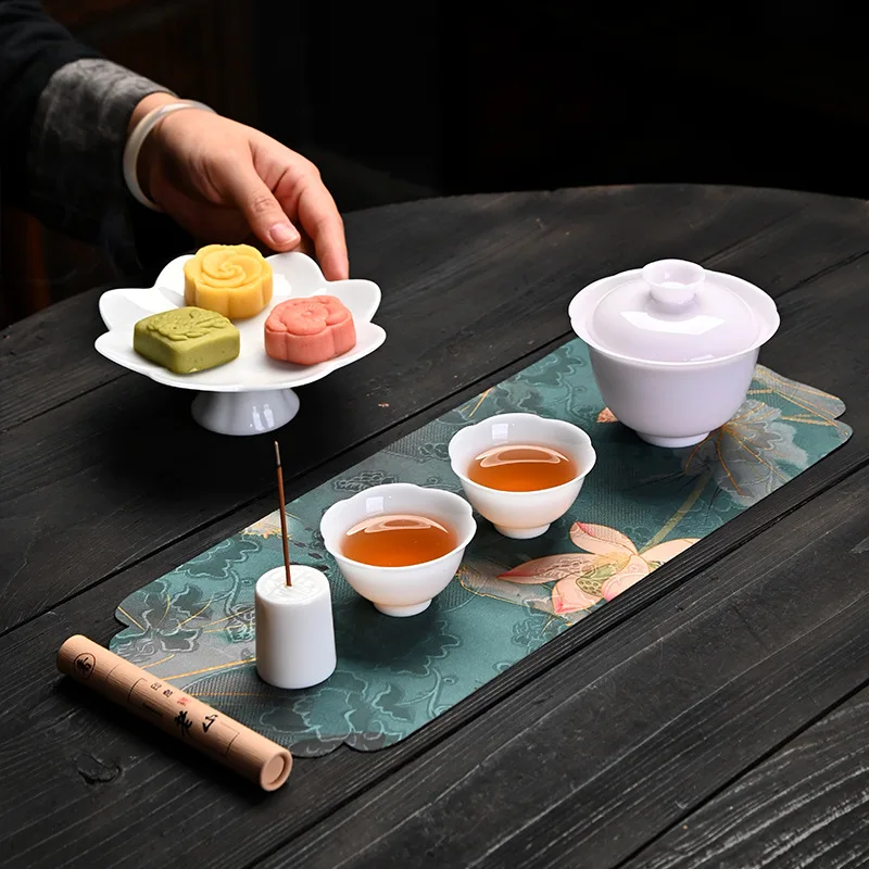 Yangzhi Jade Porcelain Ice Seed Travel Tea Set Light Luxury Household Ceramic Gaiwan Tea Cup High-end Gift Outdoor Tea Set