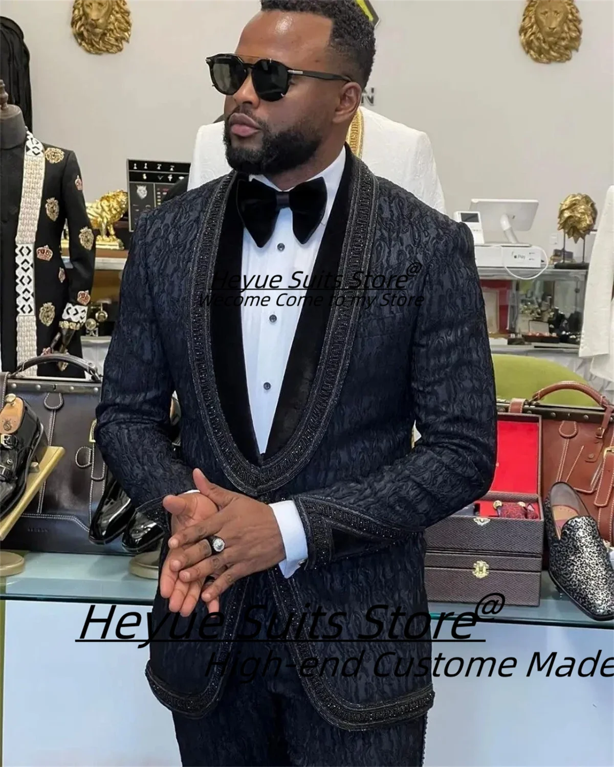 

Handsome Black Jacquard Men Suit Fashion Embroideried Shawl Lapel Groom Wedding Tuxedos 2Pcs Sets Male prom Blazers Ropa Hombre