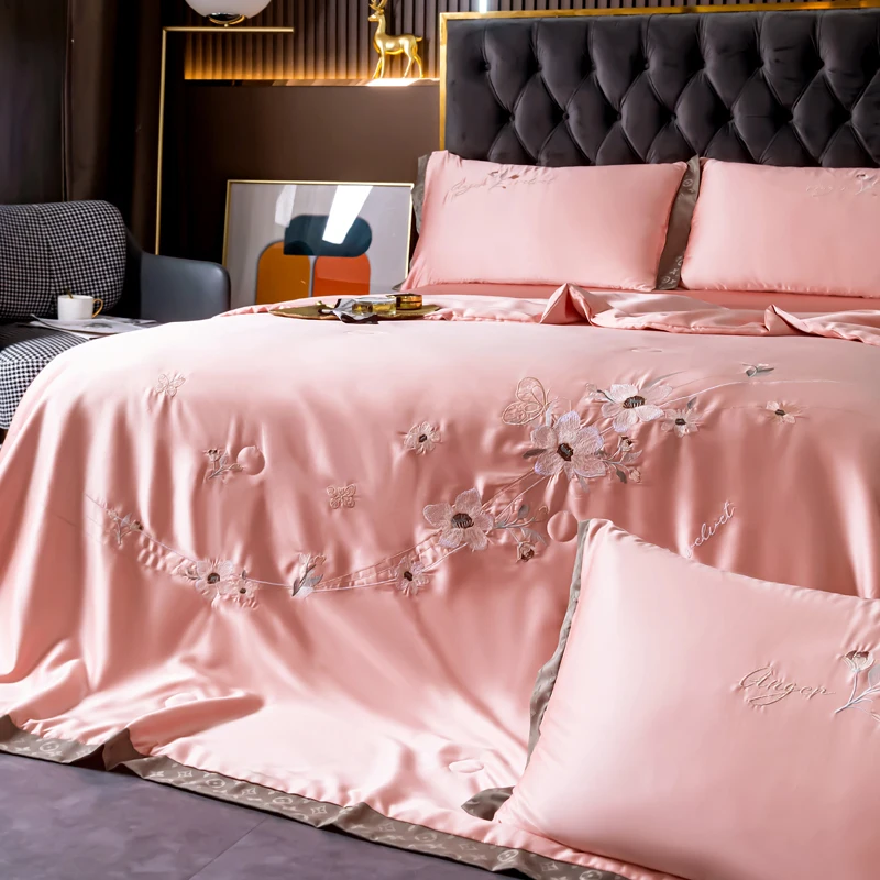 Chinese Embroidery Floral Style Quilt Summer Air-conditioning Thin Comforter Light Luxury Bedroom Soft Comfortable Thin Blanket