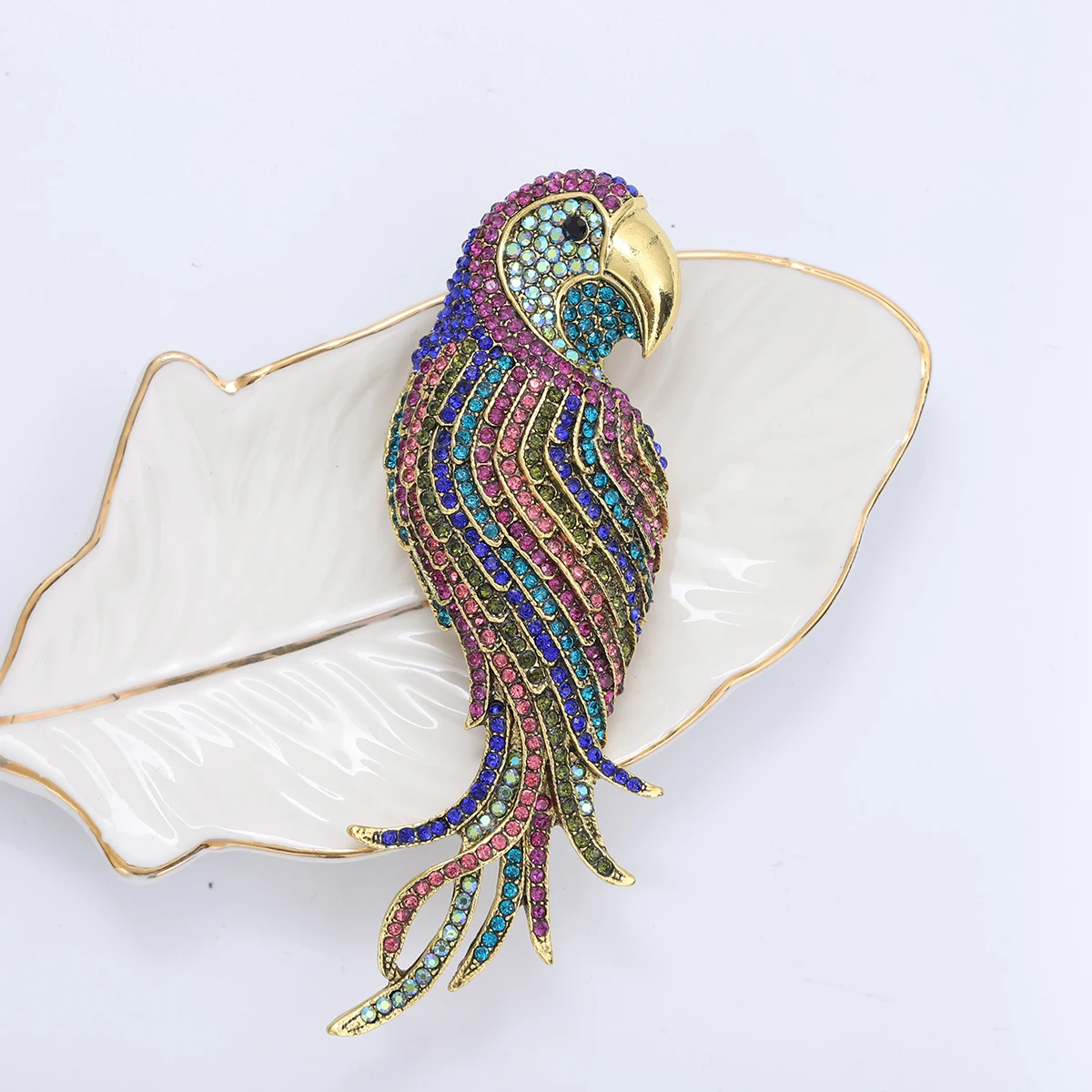 Vintage cute colorful parrot brooch alloy rhinestone animal brooch women's fashion jewelry