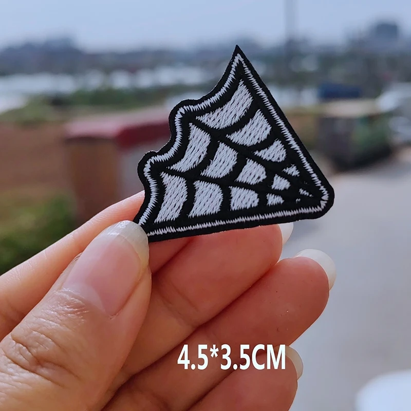 Black White Wolf Spider Web Patches Animal Moon Cat Fitness Cinematography Appliques Iron On Tooth Zip Clothes Jeans Badges