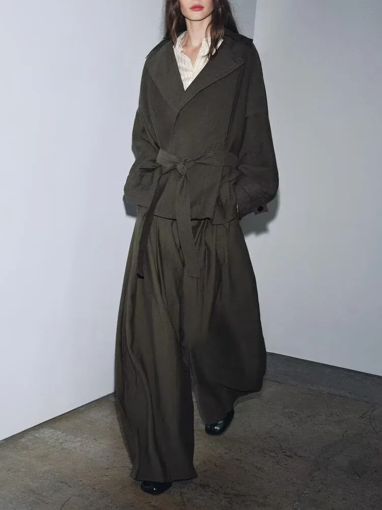 وصل حديثًا لخريف 2025 معطف نسائي بحزام وثنيات وسراويل طويلة زي المسرح العرقي تصميم Ele Dra