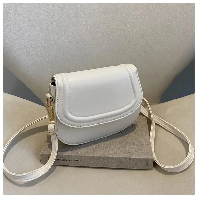 

Retro Crossbody Bag Women's Saddle Bag Trendy Half Circle Single Shoulder Bag Quality Texture Ladies Bag Polyester Lining