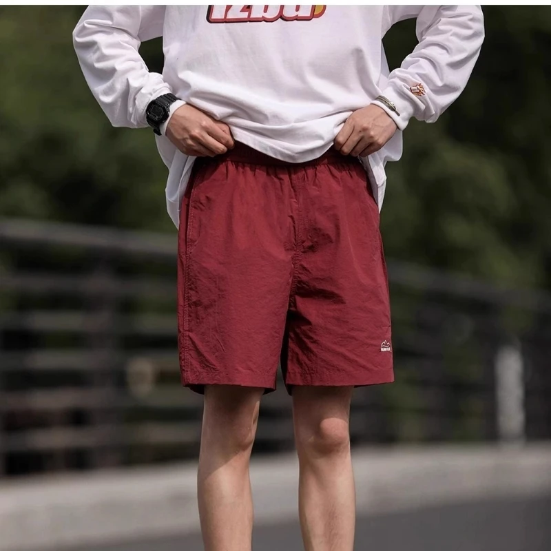 

Быстросохнущие спортивные шорты для мужчин, легкие и дышащие, свободные прямые пляжные брюки с пятью точками, короткие новинки, 2025 г., стразы