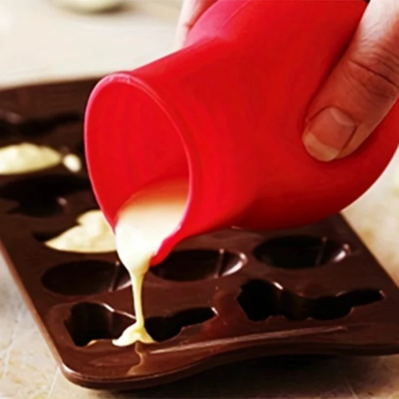 Silicone Chocolate Melting Pot Butter Heating Milk Pouring Pot Mold Butter Milk Microwave Baking Kitchen Accessories