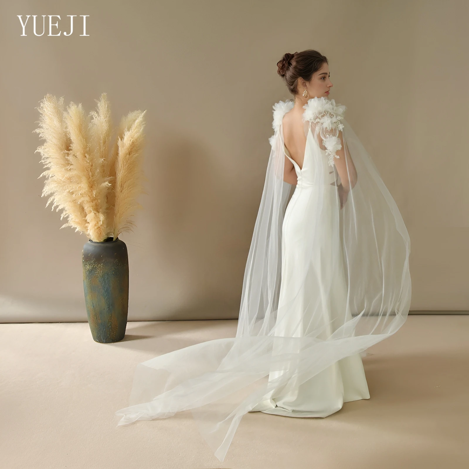 

YUEJI Элегантная однослойная свадебная накидка с двойными плечами и кружевной вышивкой, 3d сетчатые цветы с булавкой G118