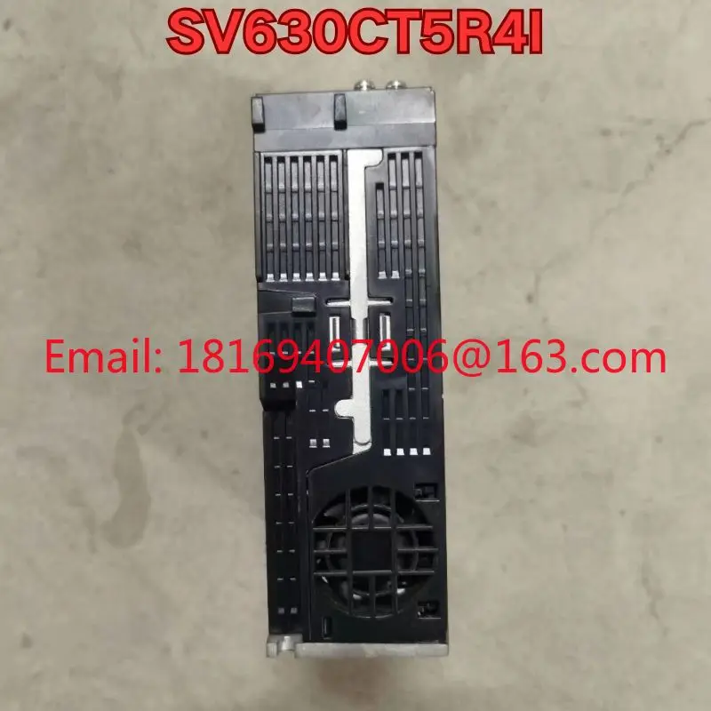اختبار وظيفة محرك سيرفو SV630CT5R4I المستعمل عادي