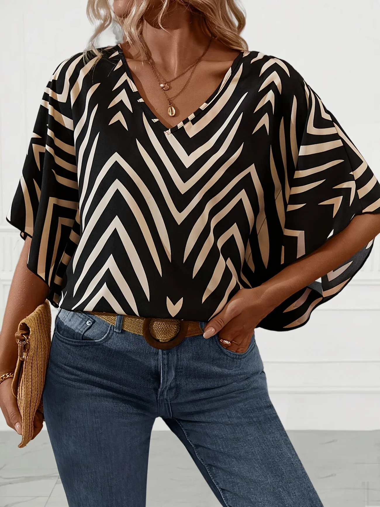 حجم كبير 1XL-5XL المرأة الصيف الخامس الرقبة فضفاضة مخطط Batwing كم المرأة عادية كم قصير قميص