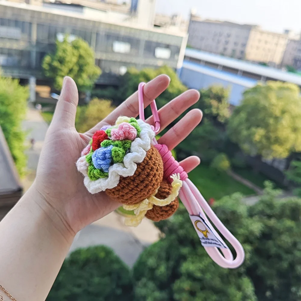 Valentine'S Day Keychain Elegant Hand-Knitted Flower Keychain Rose Bouquet Pendant Charming Mini Flower Ornament For Bag Hanging