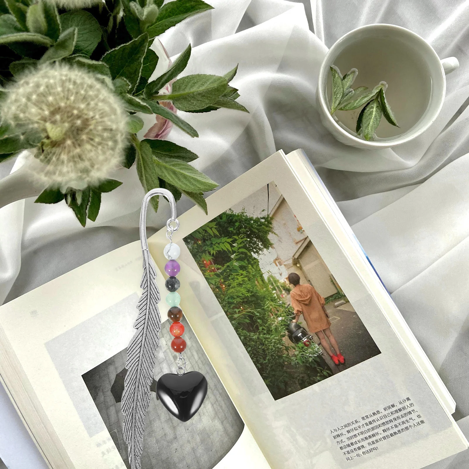 

Crystal Pendant Bookmark Elegant Plume Shape Reading Page Marker Unique Book Marks Gift for Women Men Book Marks