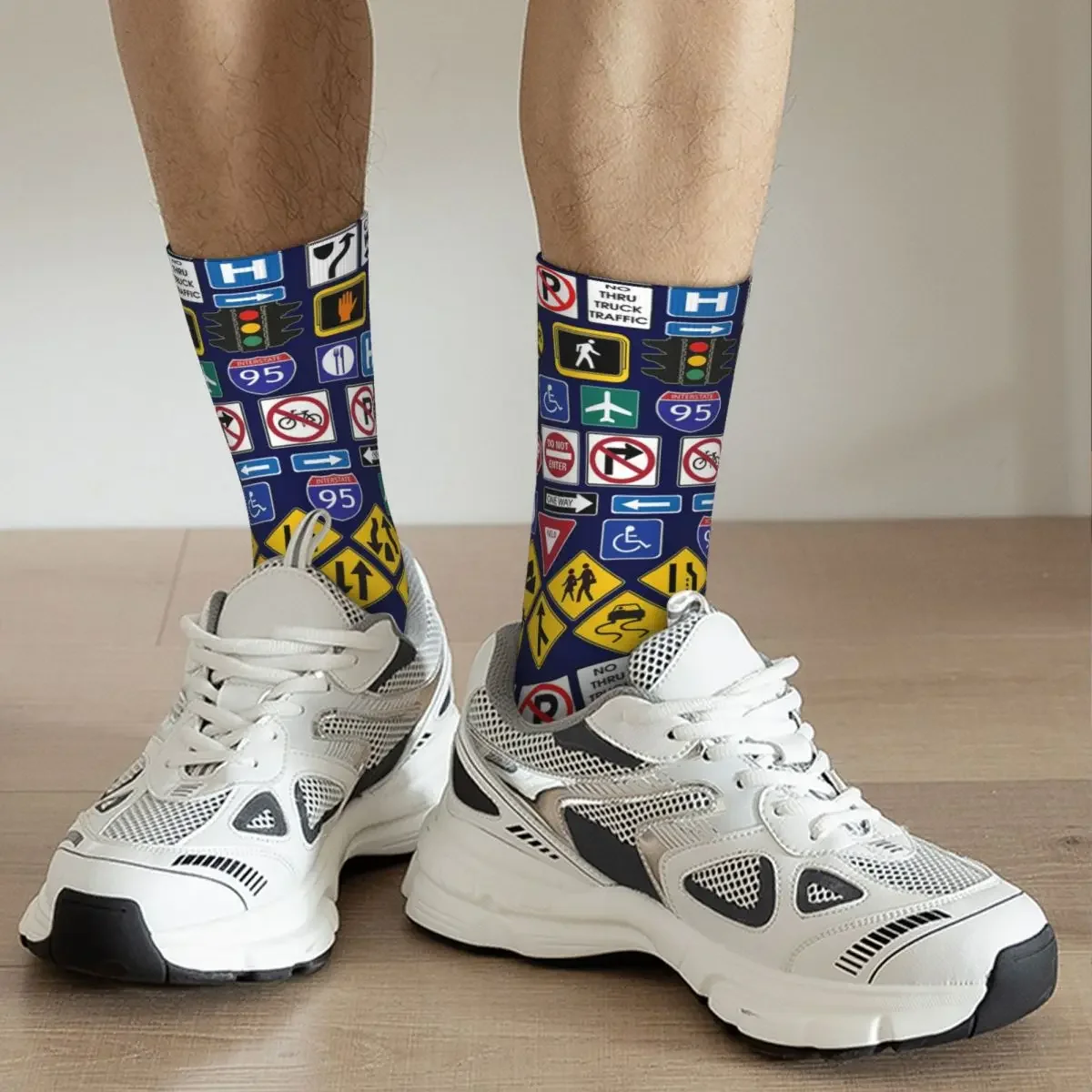 Bas absorbant la sueur Harajuku, chaussettes longues toutes saisons, panneaux de signalisation routière, chaussettes de réglementation, cadeau d'anniversaire unisexe