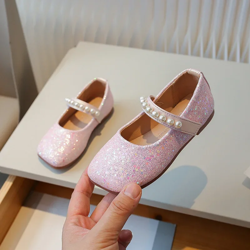 New Kids Leather Shoe Sweet Sequins Pearl Children Princess Shoes Spring Autumn Elegant Children Wedding Party Flat Single Shoes