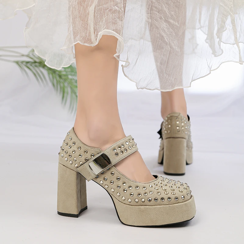 

Свадебные туфли без уставших ног. Туфли на высоком каблуке и платформе на блочном каблуке. Женские одинарные туфли.