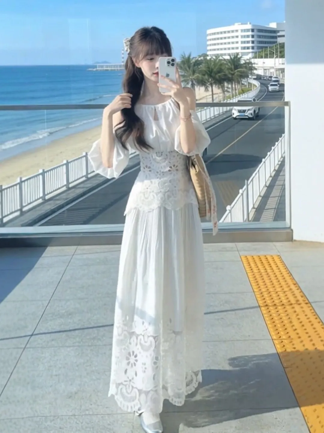 

Нежный Ветерок: Уникальный, Суперкрасивый Комплект из Топа и Юбки (Двойка) с Эффектом Омоложения, Готовый Образ (OOTD) на Лето 2026 – Удобный и Модный Комплект для Женщин