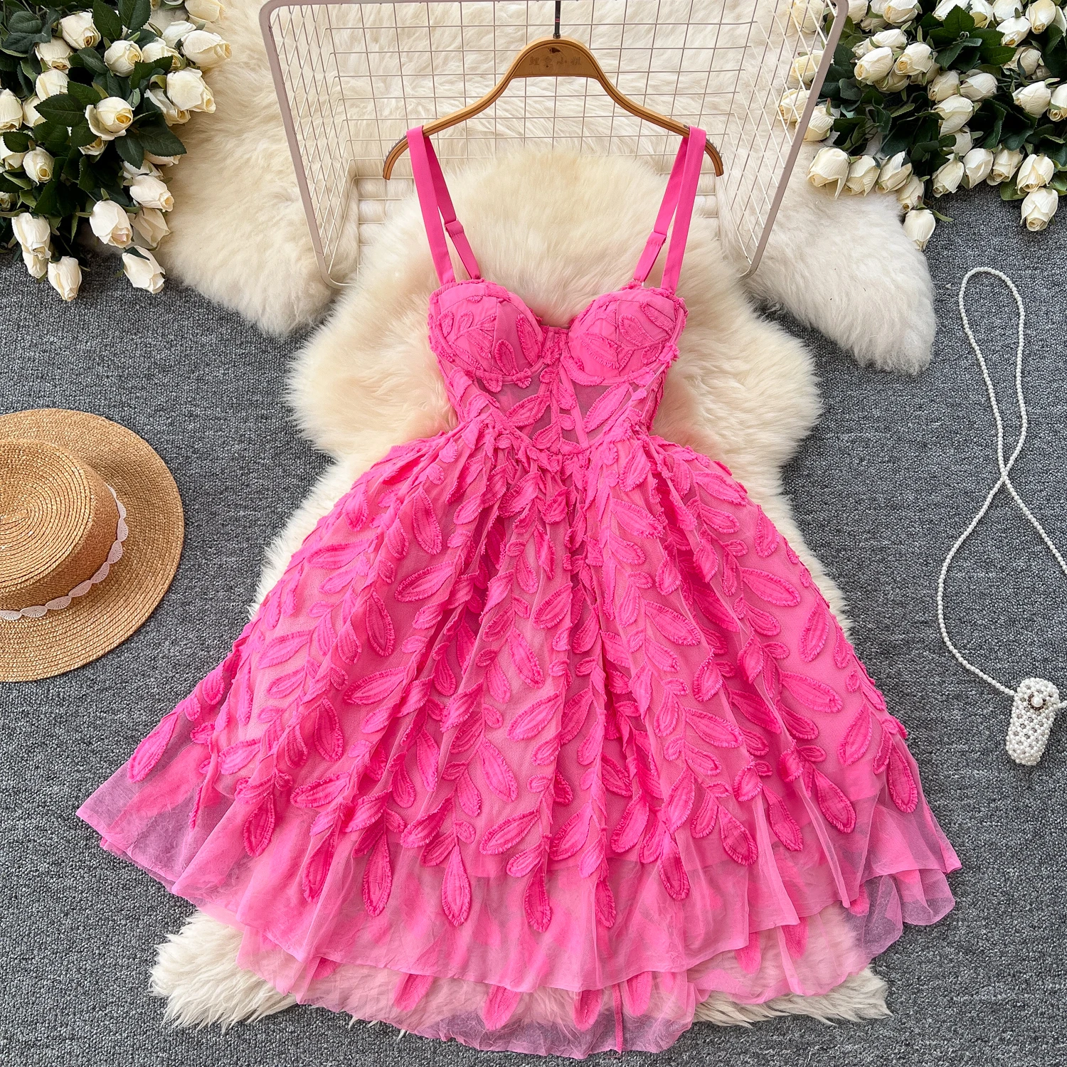 

Sweet Rose Red 3D Leaf Embroidery Banquet Party Dress Women's Spaghetti Strap Tulles Mesh Birthday Wedding Robes Female Vestidos