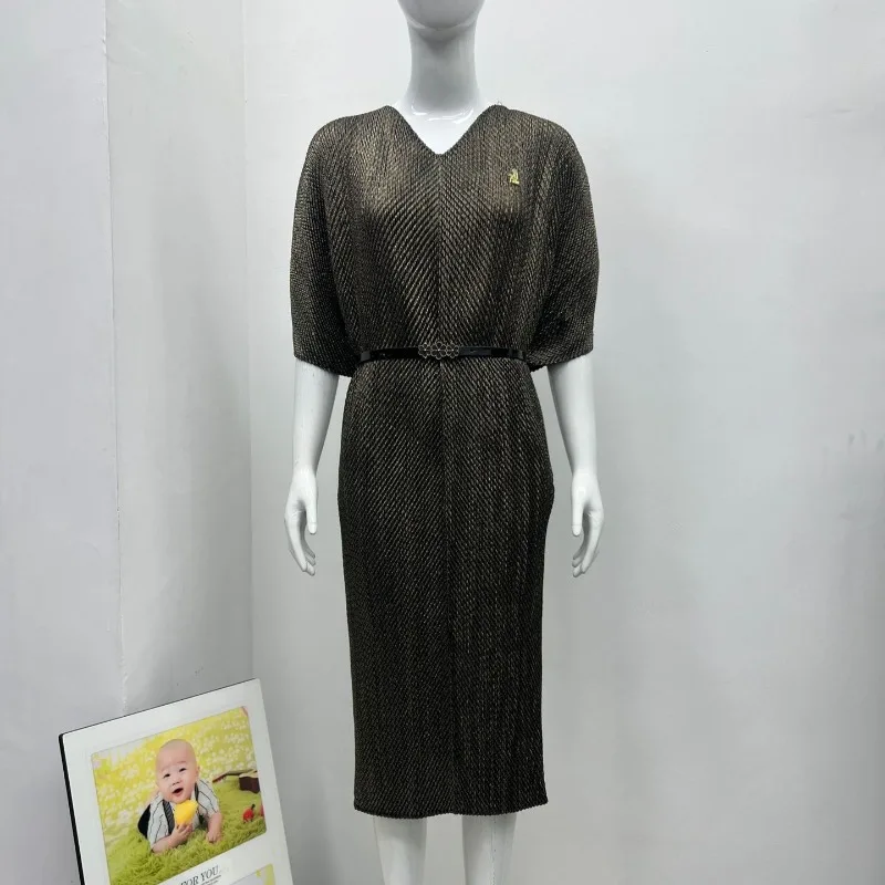 

Miyake плиссированные новые платья женские простые элегантные с v-образным вырезом и рукавами «летучая мышь» рыбья чешуя плиссированные большие размеры эластичное длинное платье в европейском стиле