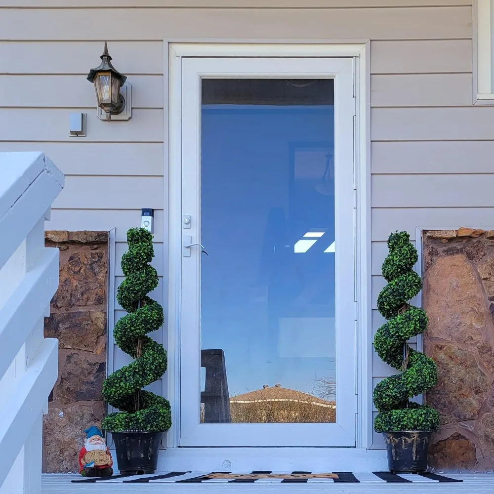 شجرة توبياري من خشب البقس الحلزوني الاصطناعي مع نباتات خضراء، وعاء بلاستيكي مملوء بالأسمنت، ديكور للمساحات الخارجية #2