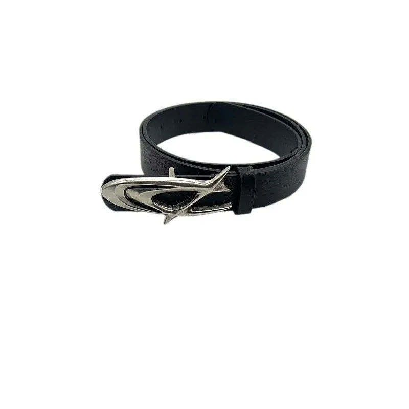 أحزمة الموضة للرجال والنساء جودة عالية فاخرة Y2K الإناث الخصر الأسود بولي Leather حزام من الجلد الفتيات الجينز الشرير مشد حزام GothK