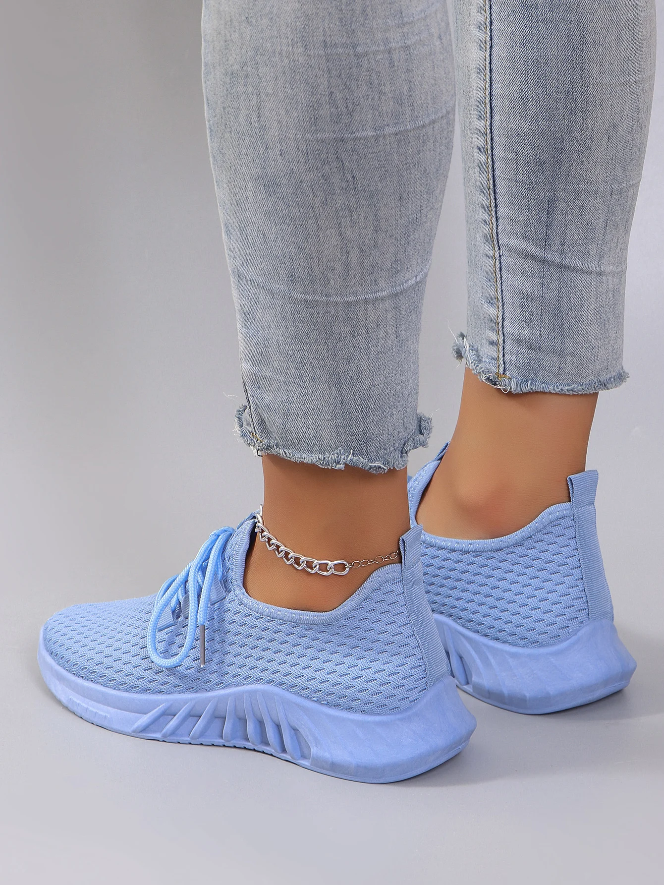 Spring new women\'s lace up casual comfortable breathable sports shoes