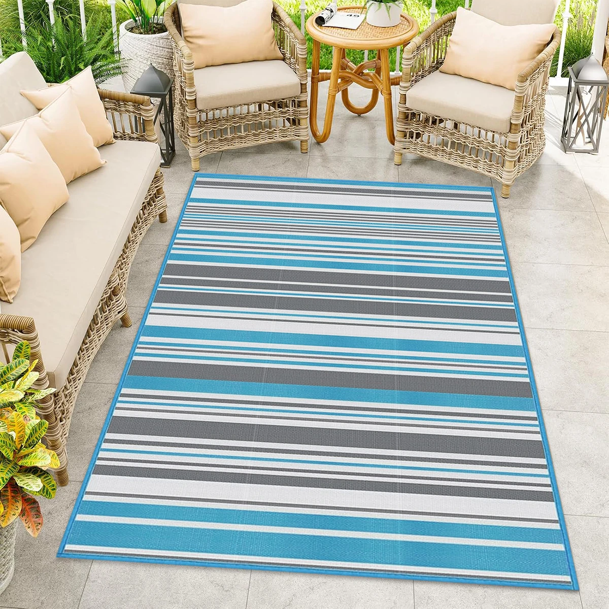 Indoor Outdoor Single Layer Waterproof Reversible Plastic Straw Patio Rugs PP Material Striped Style Carpets Picnic Mat