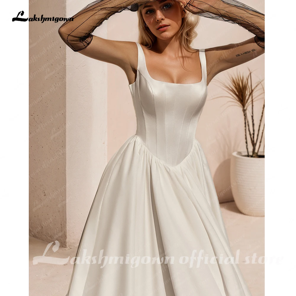 Lakshmigown Satin-Hochzeitskleid mit eckigem Ausschnitt und Taschen, neues schlichtes Korsett-Brautkleid, individuell anpassbar. – Detail 7