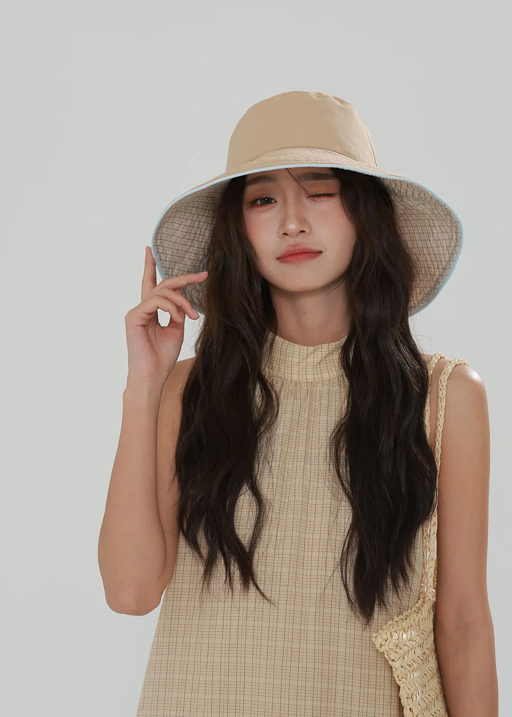 

Новинка 2025 года, шляпа от солнца с широкими полями, женская защита от ультрафиолета, походная рыбацкая кепка, складная летняя однотонная пляжная шляпа, шляпа от солнца