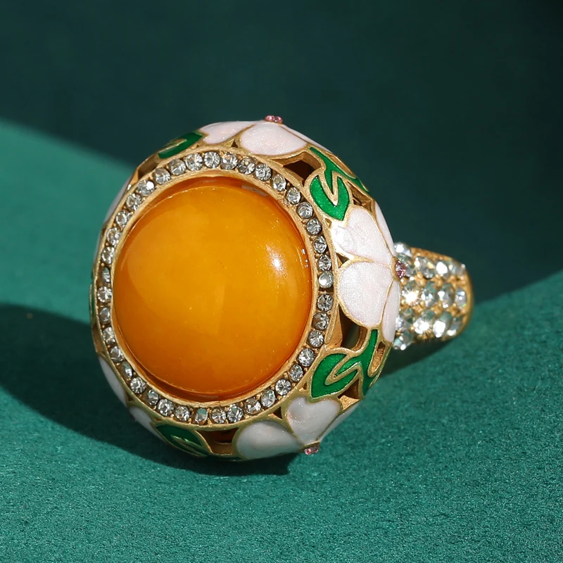 

Vintage Beeswax Yellow Natural Stone Rings for Woman Round Gold Color Mother Day Adjustable High Quality Trends 2026 Accessories