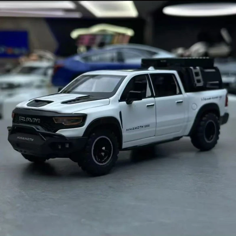 ダイキャスト 1:32 ダッジ RAM 1000 TRX マンモスピックアップ合金モデルカーのおもちゃ金属鋳造車両ファッション装飾コレクションギフト