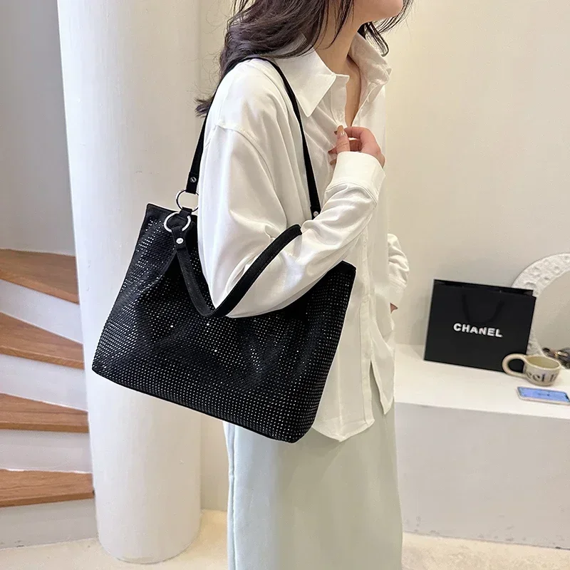 Women\'s Bags on Sale 2023 High Quality New Fashion Retro Solid Casual Tote Advanced Sense Messenger Bag Large Capacity Handbag