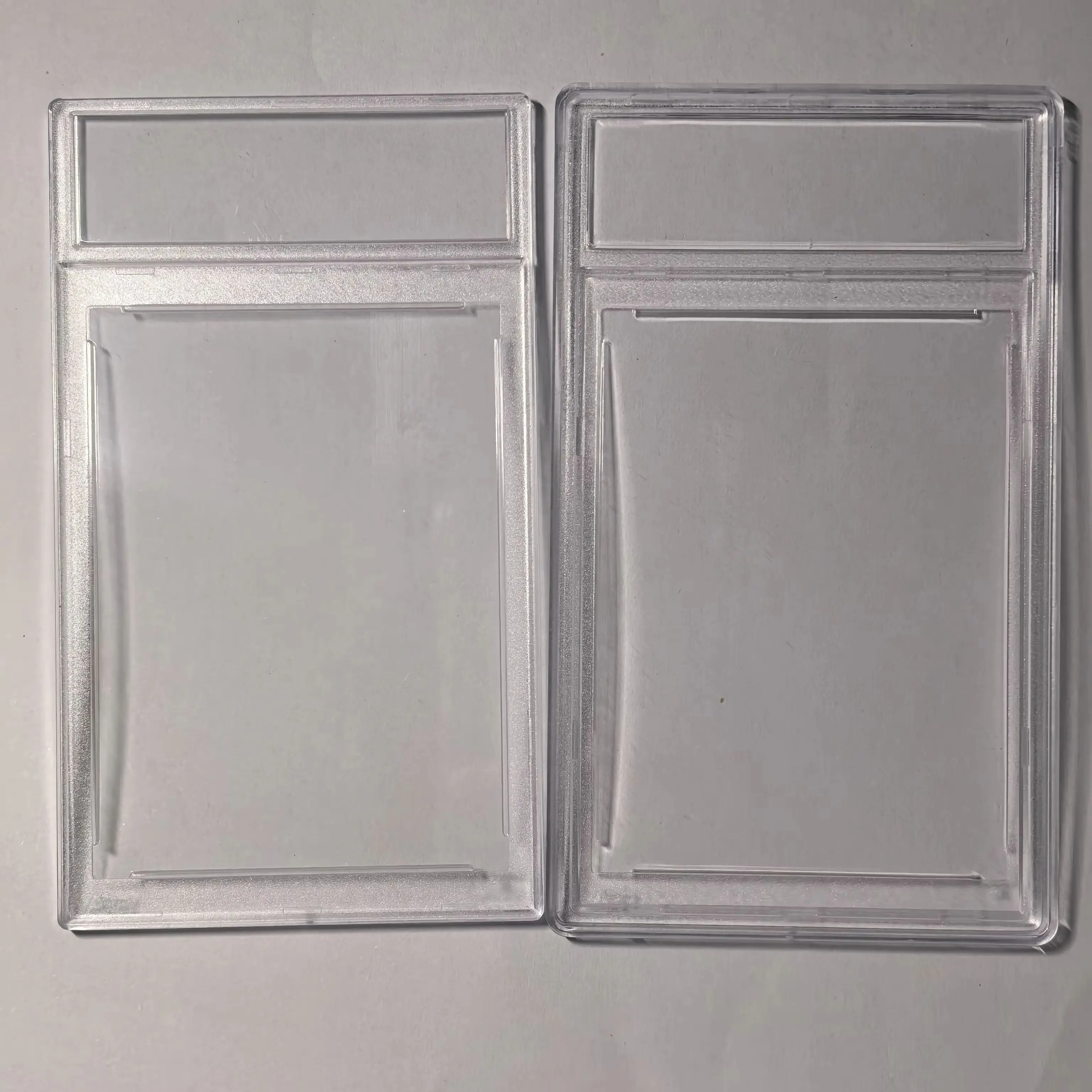 Etiquetas para envío directo y - Graded Card Display reseña y precio