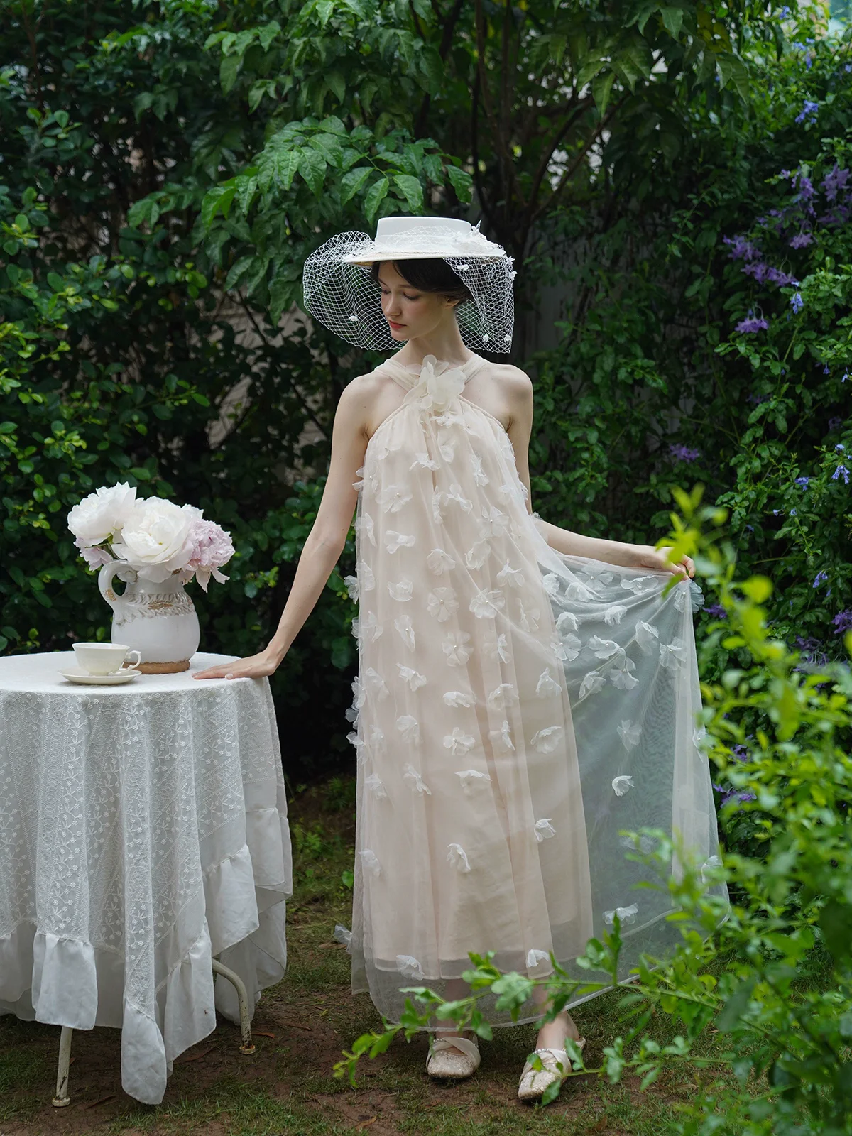 

Весенне-летнее женское платье с цветочной вышивкой ручной работы, французское романтическое бежевое платье с открытыми плечами, свободное и струящееся платье макси