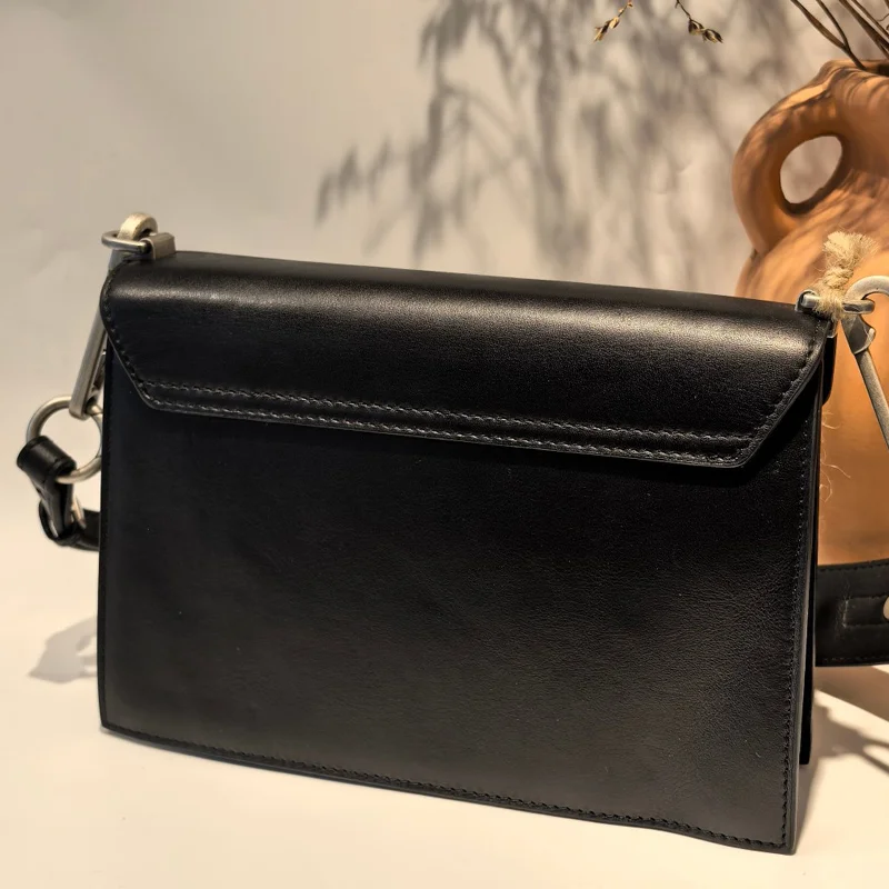 Crossbody Bags For Women  Simple Vintage And Popular First Layer Cowhide Hardware Magnetic Buckle Women's  Wrapped Flap Shoulder