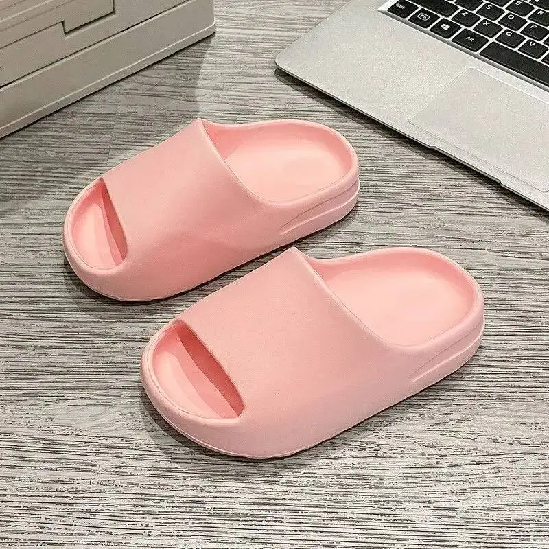 Pantofole estive solide per ragazzi e ragazze EVA scarpe da spiaggia Casual per bambini comode pantofole per bambini con fondo morbido all\'aperto