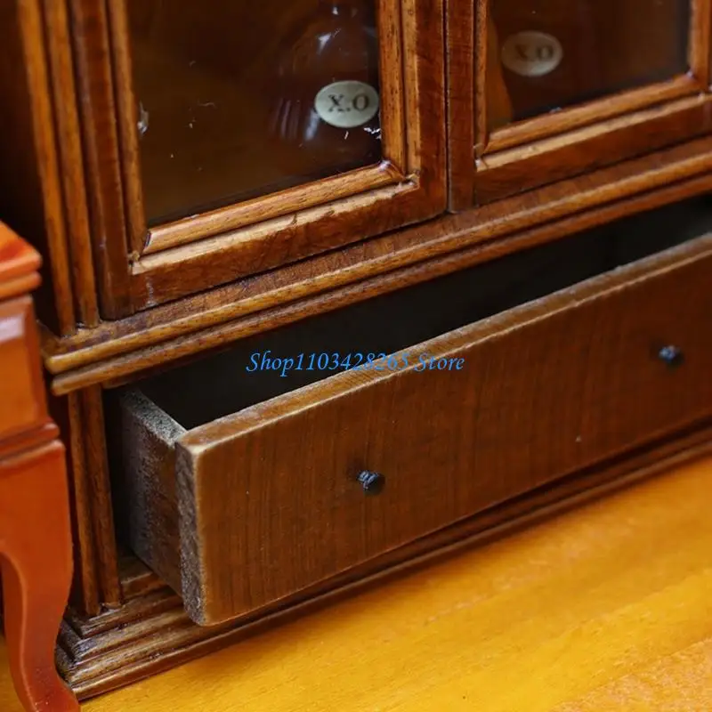 

Деревянный шкаф G2TE 1:12 Реалистичная модель на полке