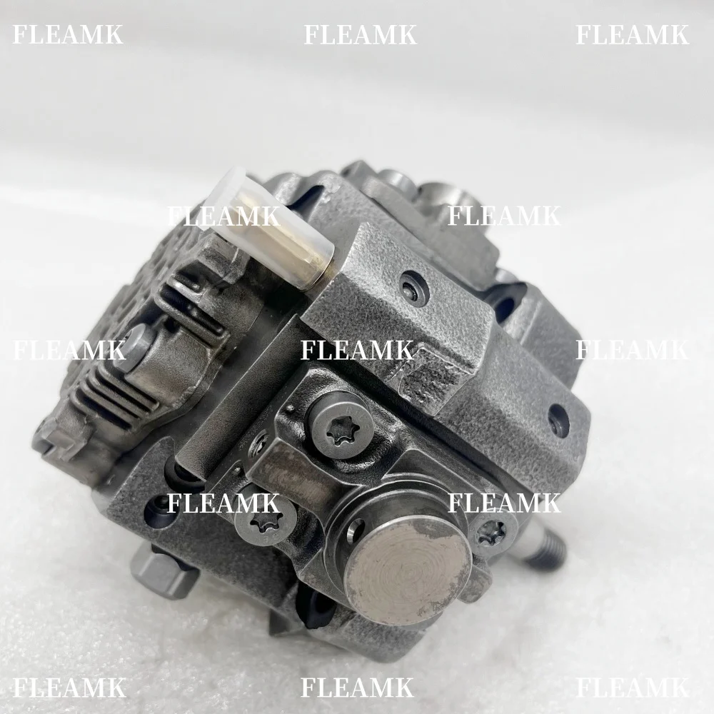High Quality Diesel Common Rail Fuel Injection Pump 0445020070 6271-71-1110