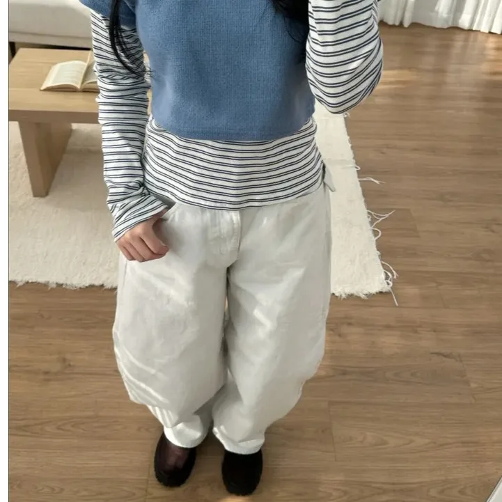 

Новые джинсы 2026: Шикарный винтажный стиль, свободный крой, широкие штанины, с дизайнерским поясом сзади, повседневные, из 100% хлопка, с эффектом потертости