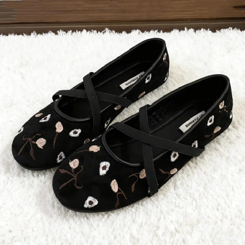 

Novelty Suede Embroidery Ballet Flats Women Fashion Round Toe Soft Sole Elegant Mary Jane Shoes Comfort Outdoor Designer Shoes