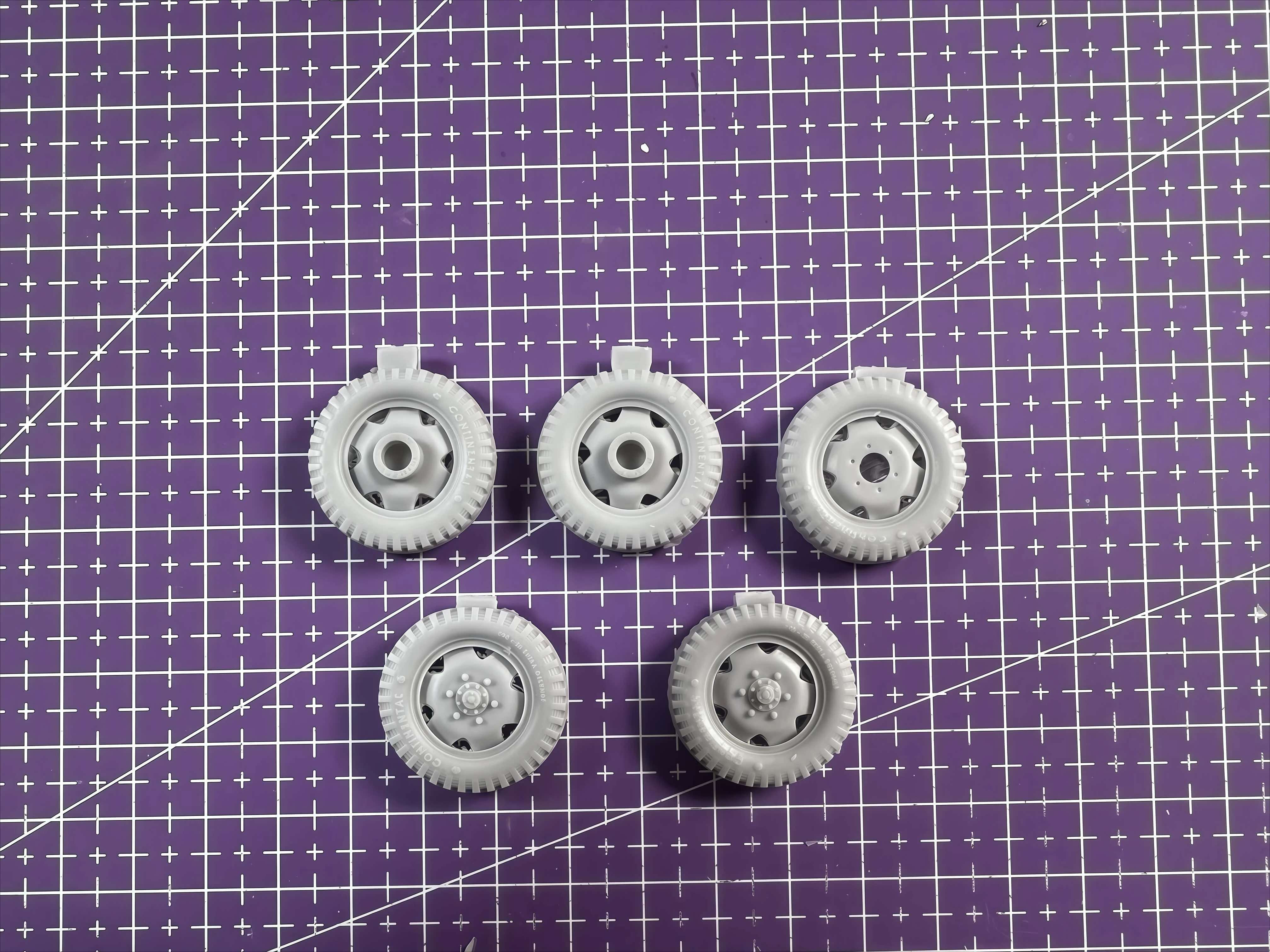 1/35 キャストレジンモデル組み立てキット、シュタイアー 1500A レジンタイヤ、未塗装