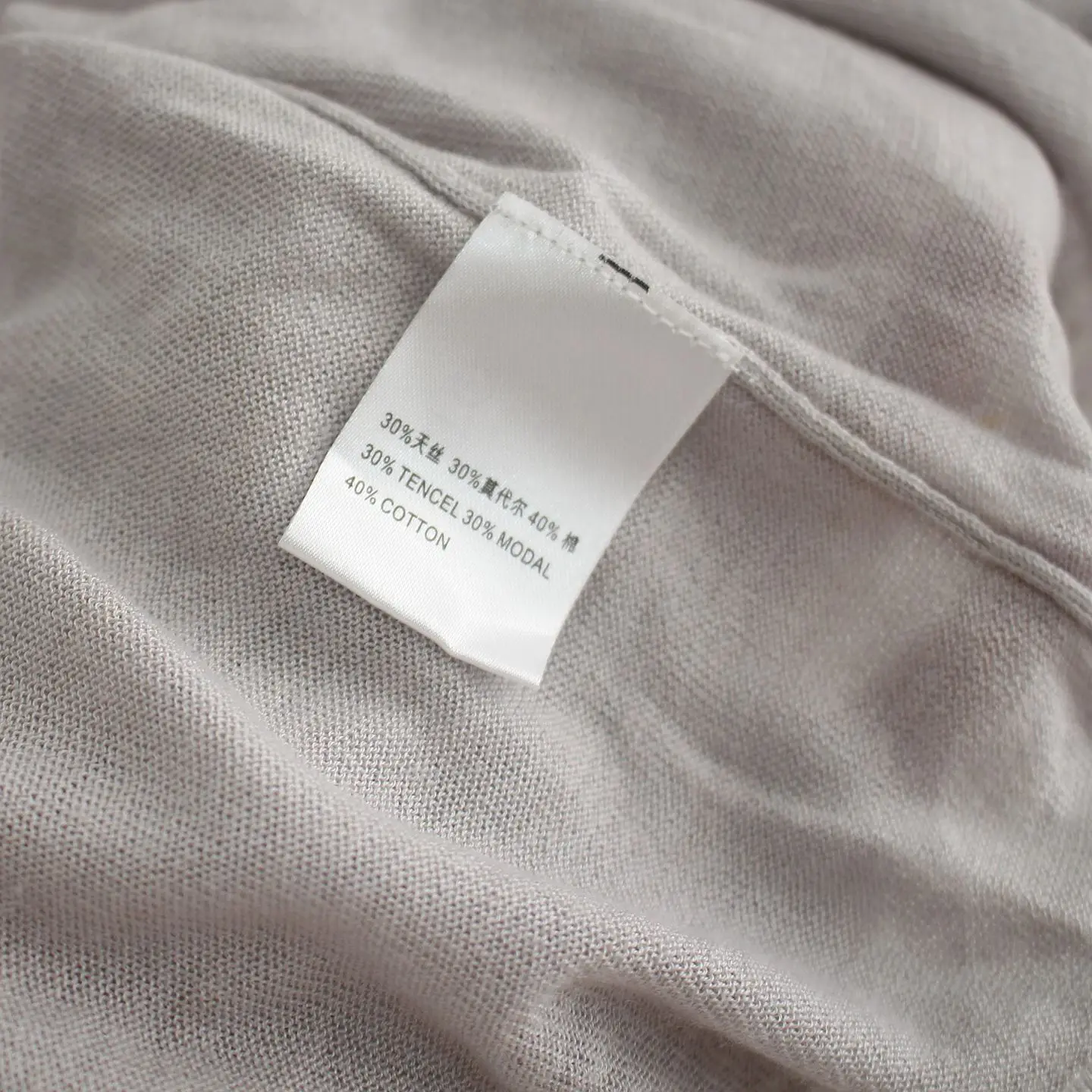 Maglieria in cotone modale morbido Colore puro T-shirt sottile sopra la testa da uomo semplice Estate Casual Loose Fit V-Ne ort Sve Faion