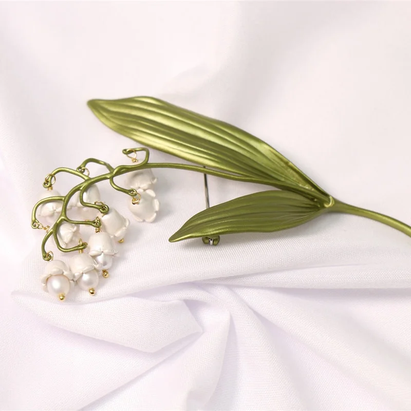 Designer New Pastoral Style Temperament Lily of The Valley Pearl Brooch Lily of The Valley Green Leaf Plant Jewelry Accessories