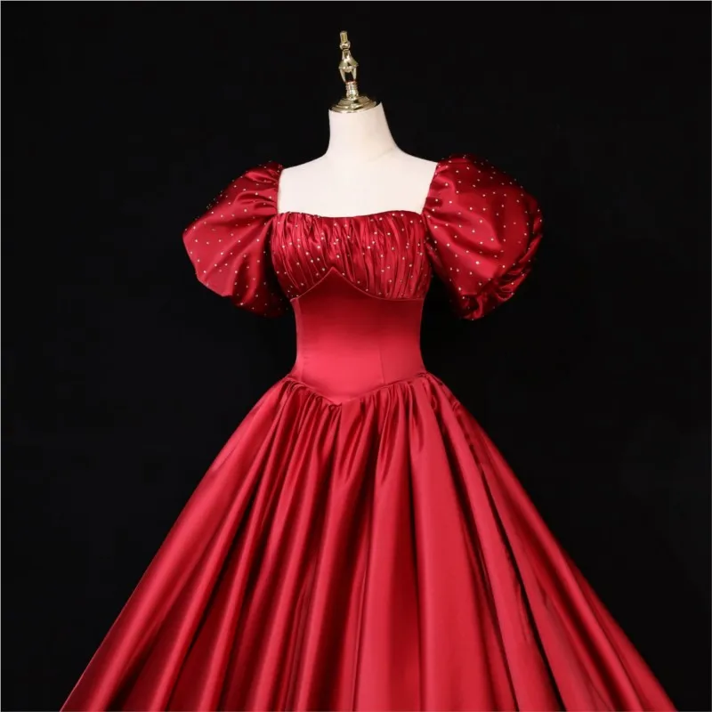 새로운 퍼프 댄스 공연용 새틴 퍼프 소매 드레스