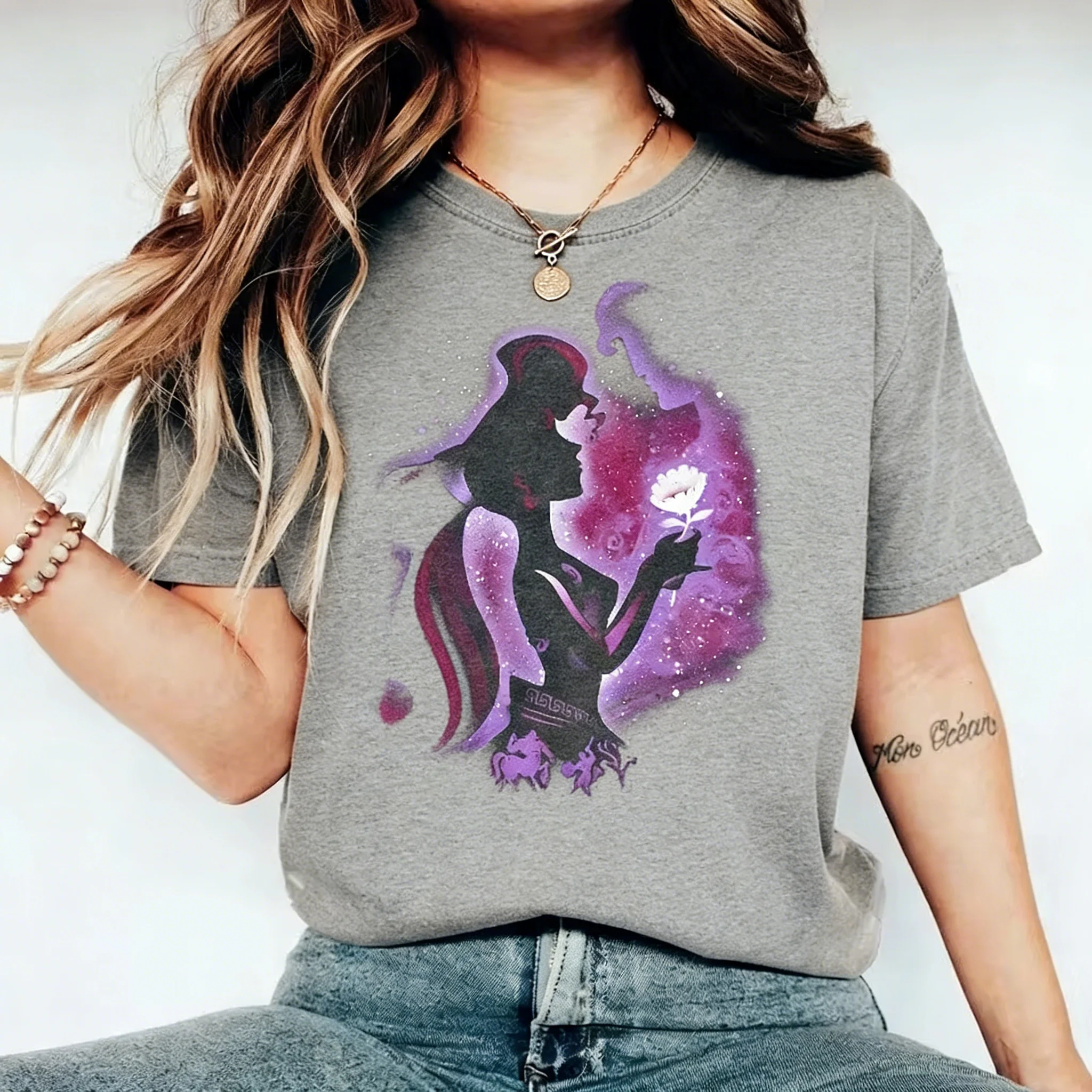 Nueva camiseta moderna con estampado de Disney Megalopolis, camiseta de Walt Disney World, Disney Hercules, camiseta para mujer