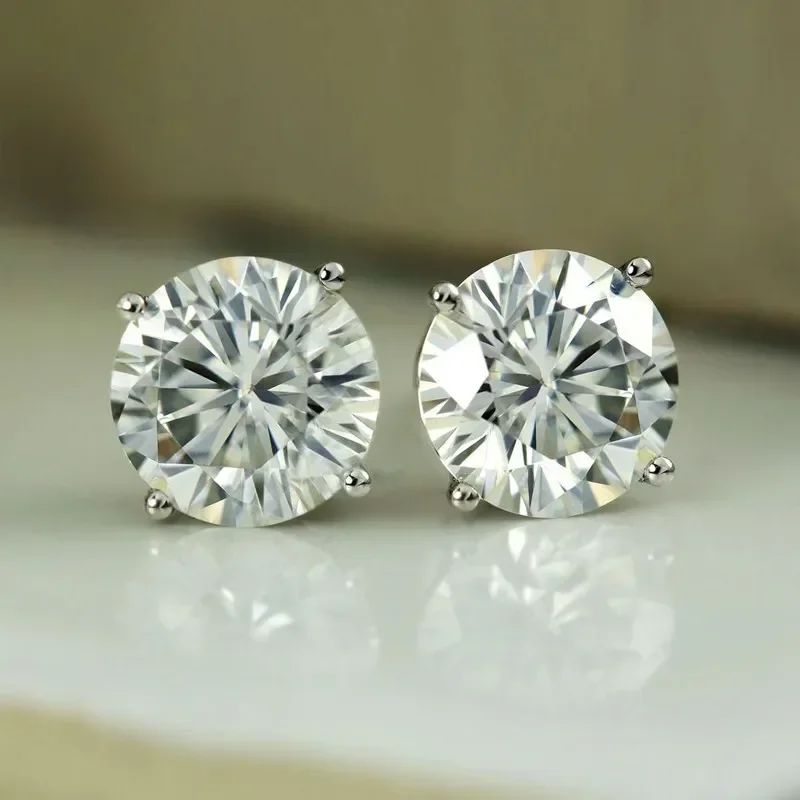 2024  Classic 4 Claws Cubic Zirconia Women Earrings Crystal CZ Stone Minimalist Ear Stud Luxury Wedding Eternity Jewelry 2023