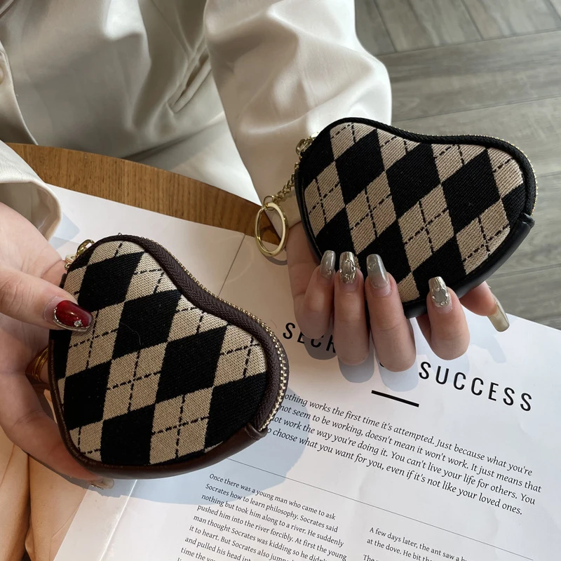 

Heart-shaped Canvas Women's Coin Purse Creative lipstick storage bag Card key Holder Wallet For Women