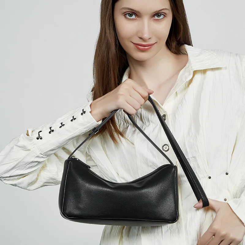 2026 جديد جلد تحت الإبط ضوء الكتف Crossbody صغيرة جديدة متعددة الاستخدامات الهاتف المحمول التسوق بلون لينة حقيبة نسائية #1