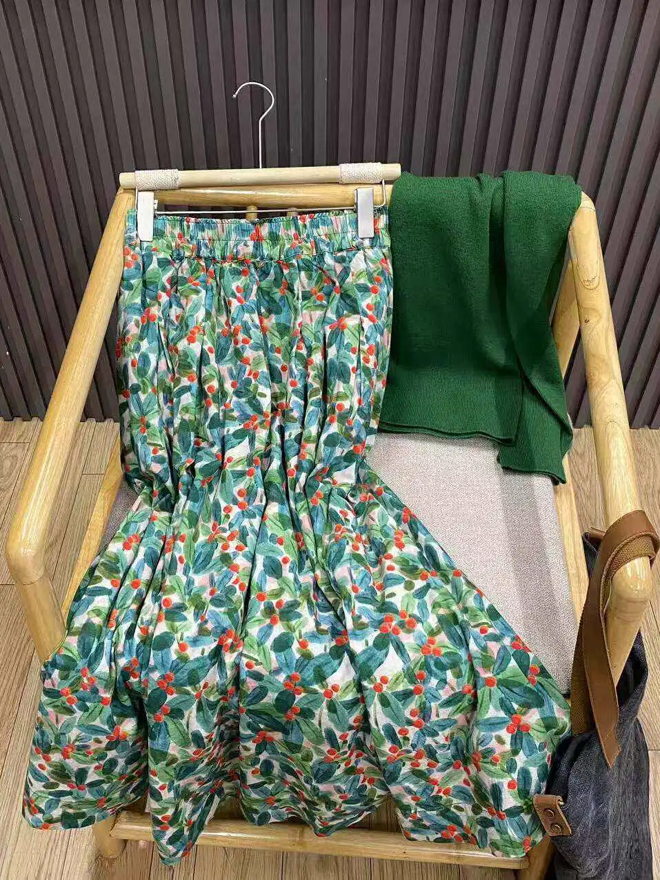 

Loose Fit Midi Skirt Artistic Slim Print Summer High End Feeling Women's plus Size Half-length Skirts Korean Style Commute