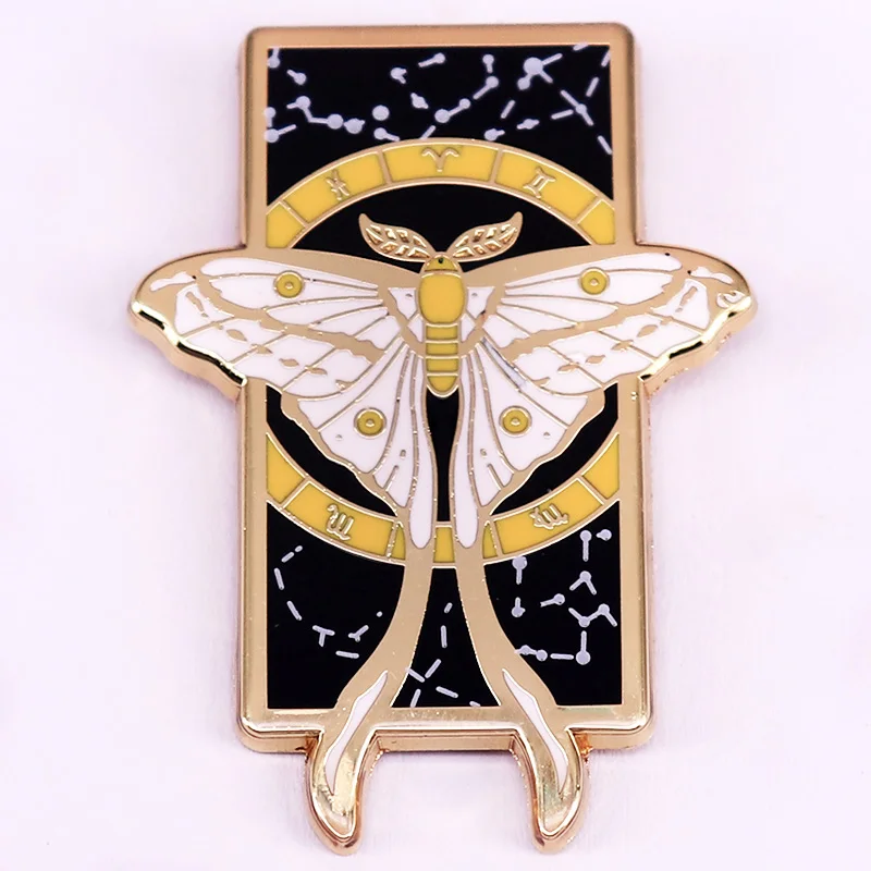 Broche Esmalte Duro de Arte Fantasia para Tarot, Cometa Lua Pin, Broche Animal, Acessórios de Jóias