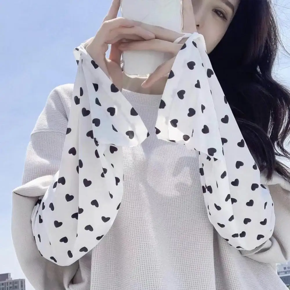 

Small Floral Ice Silk Breathable Arm Sleeves Loose Uv Protection Sunscreen Arm Cover Breathable Arm Guard UV Outdoor Oversleeves
