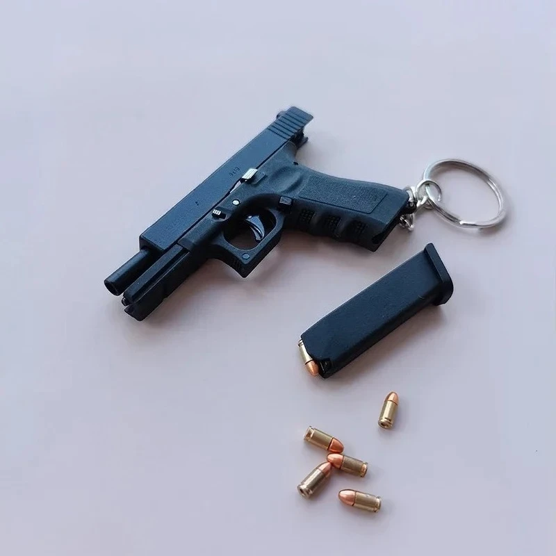 1:3 G17 G34 Alloy Gun Model Shell Pop-up Version Metal Keychain Pendant Detachable Decompression Toy Military Fans Collection