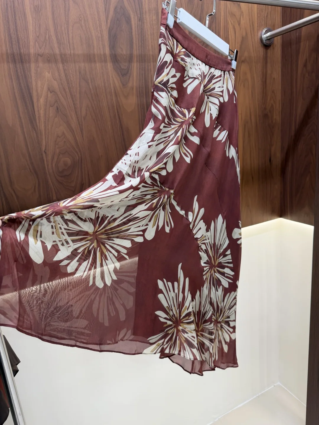 Women's High-Quality Fashionable Printed Silk Skirt – Spring/Summer 2026 New Arrival